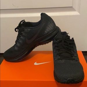 Nike Zoom All Out Low